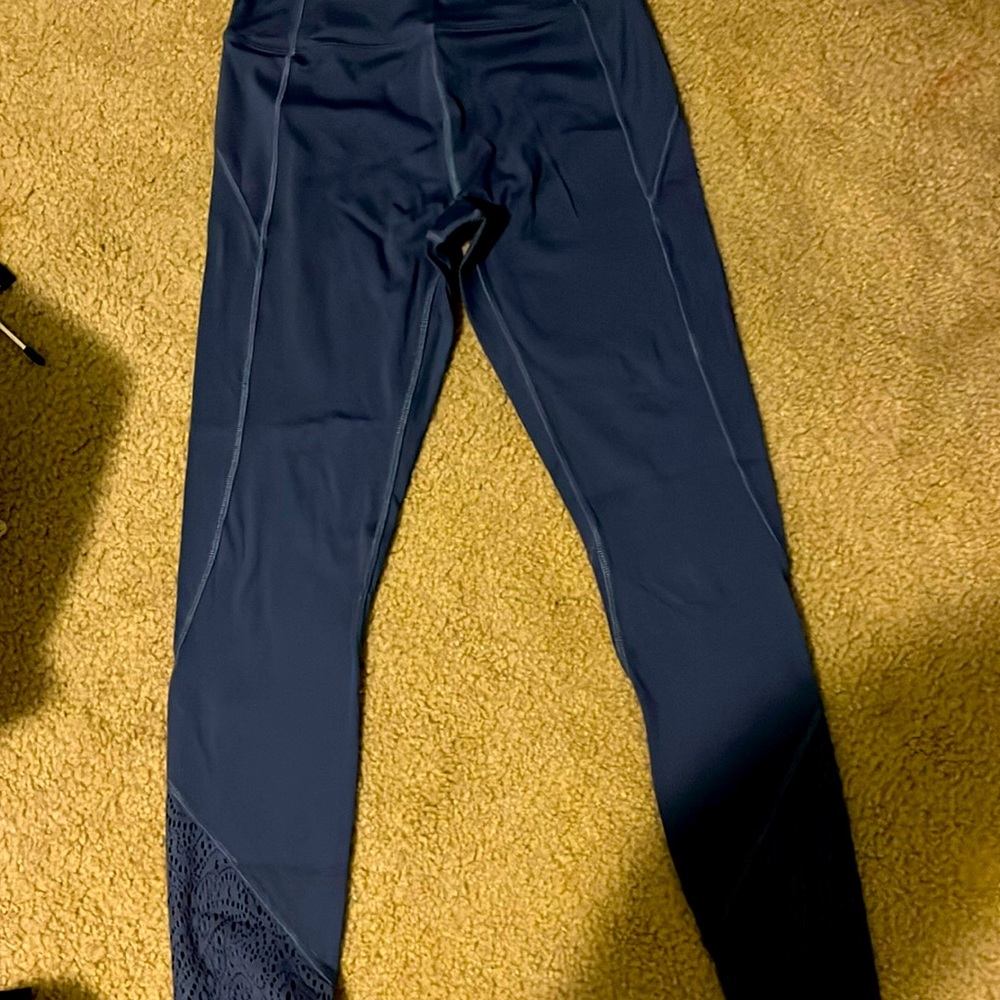 Super cute Pink active workout leggings